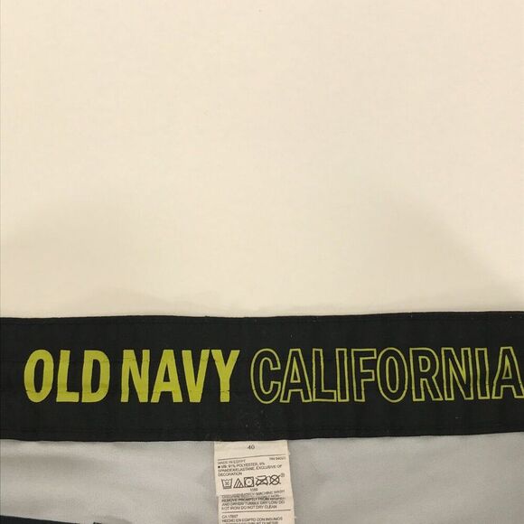 Old Navy Built-In Flex Board Shorts Men's Size 40 Leaf Print Swim Trunks Beach - Picture 7 of 9